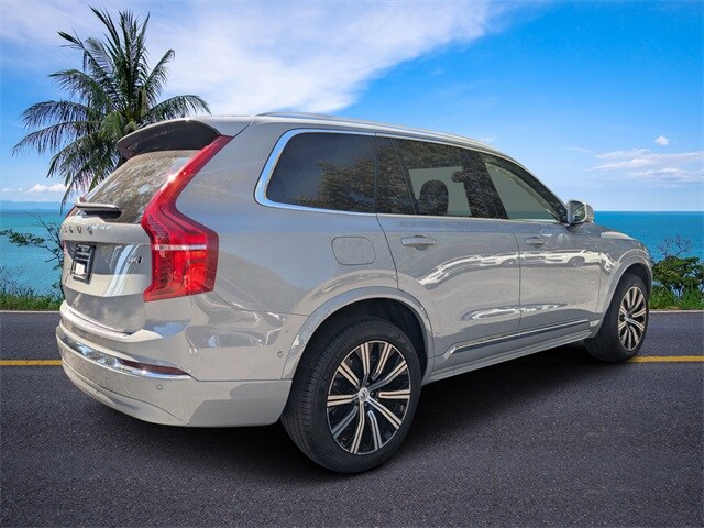 2025 Volvo XC90 Plus photo 3