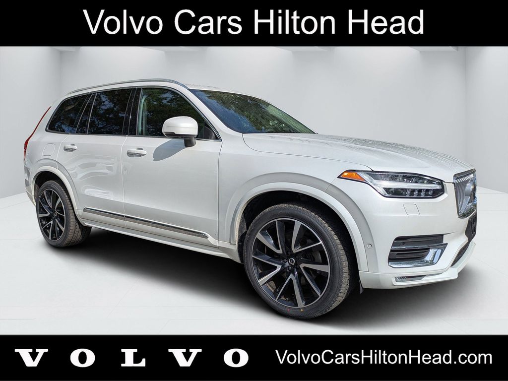 2023 Volvo XC90 B6 Plus 7-Seater 4WD's photo