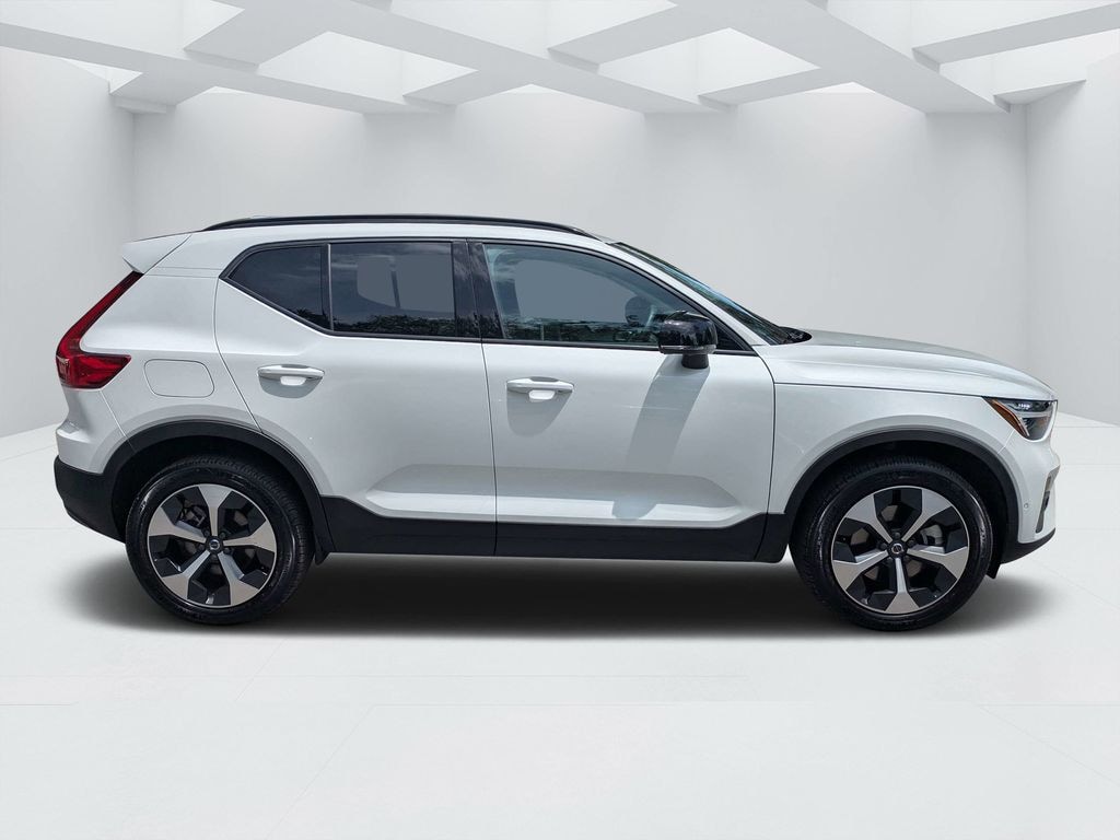 Certified 2026 Volvo XC40 B5 Plus SUV