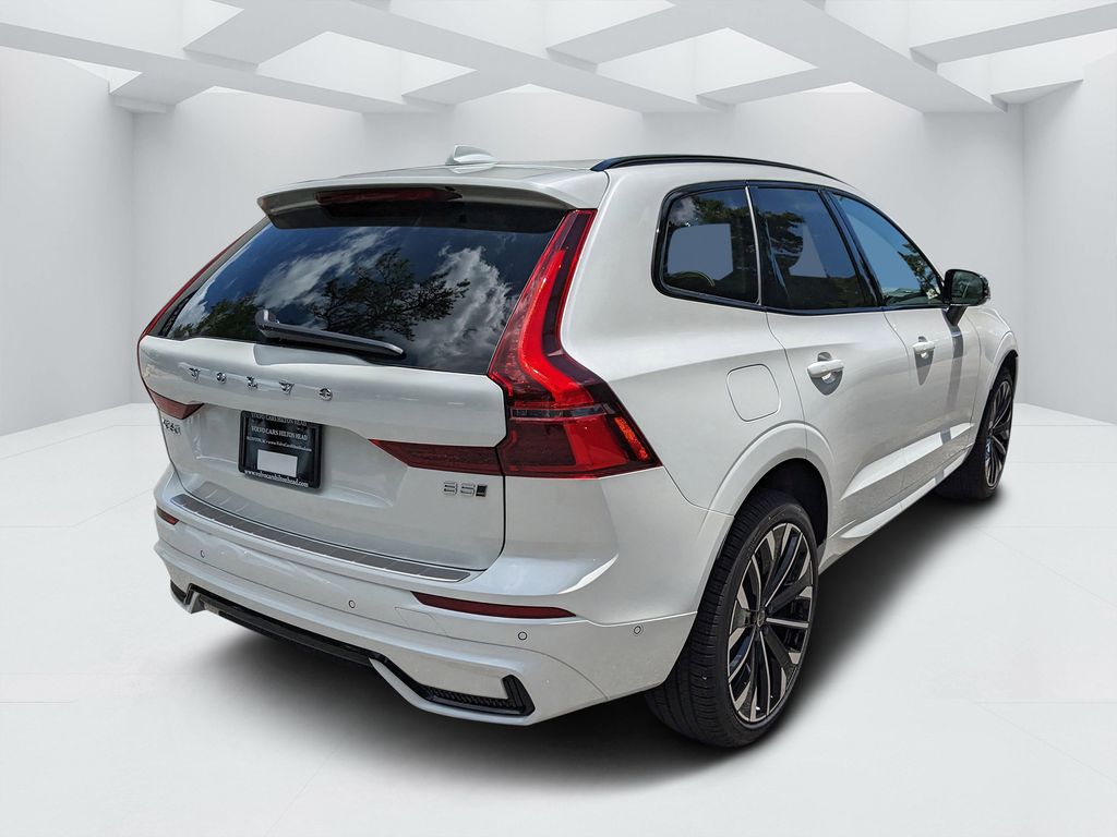 2026 Volvo XC60 Ultra - Photo 3