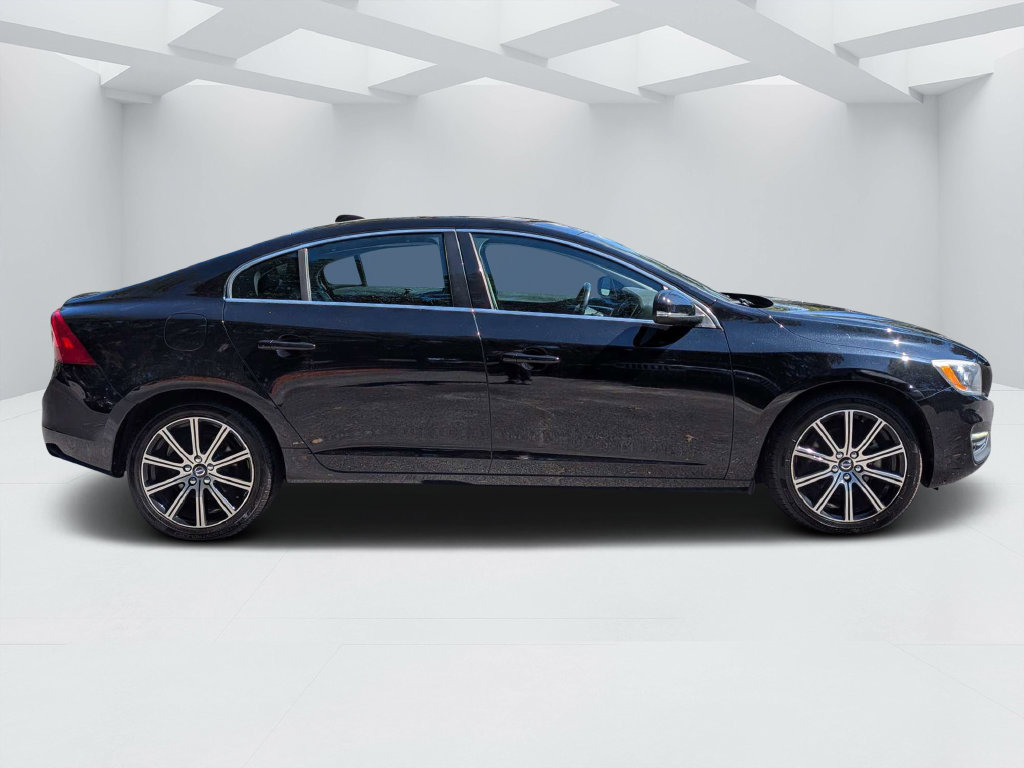 Used 2017 Volvo S60 T5 Inscription with VIN LYV402HK8HB132912 for sale in Bluffton, SC