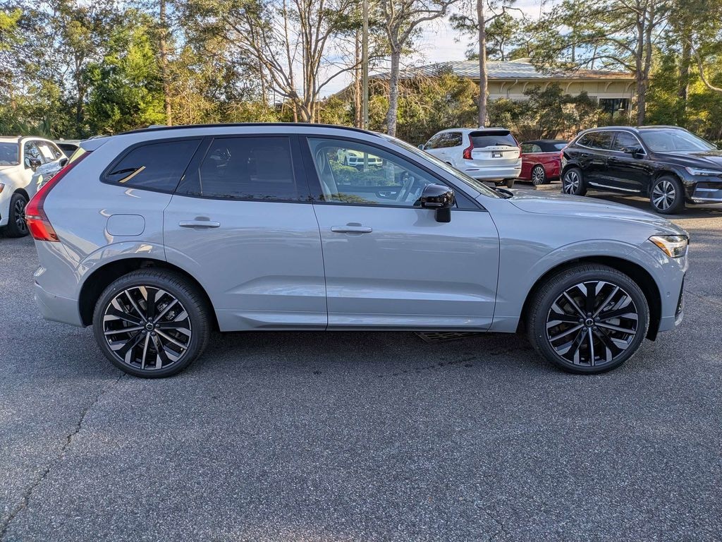 New 2026 Volvo XC60 plug-in hybrid T8 Ultra SUV