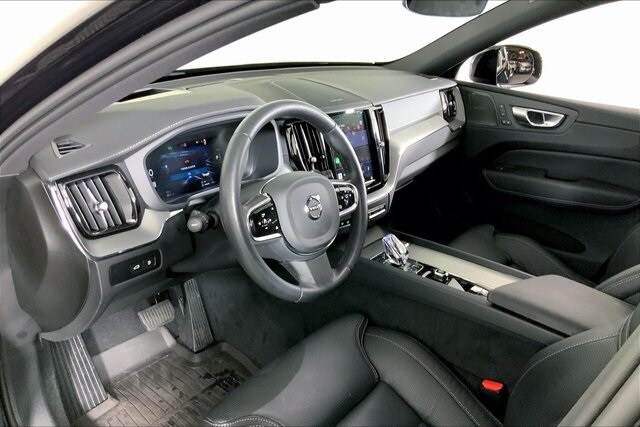 2024 Volvo XC60 Recharge Hybrid Ultimate photo 4