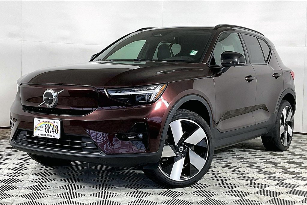 2023 Volvo XC40