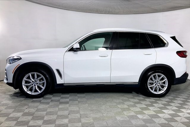 Used 2022 BMW X5 40i with VIN 5UXCR4C05N9K22010 for sale in Honolulu, HI