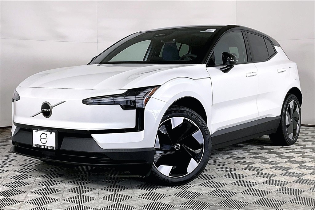 2025 Volvo EX30 Plus's photo