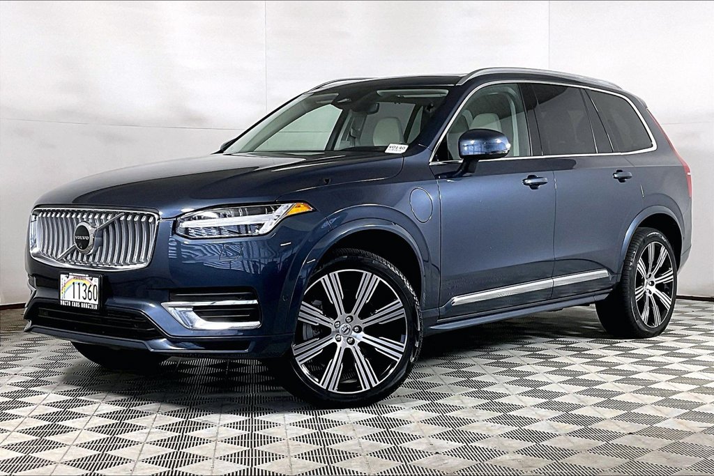 Certified 2025 Volvo XC90 Plug-In Hybrid T8 Ultra SUV