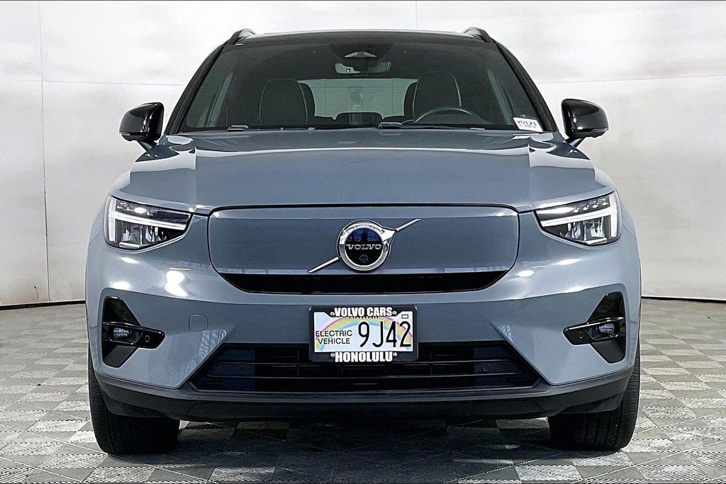 Certified 2023 Volvo XC40 Recharge Pure Electric Twin Plus SUV