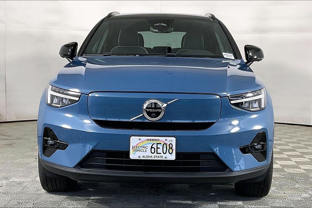 Certified 2023 Volvo XC40 Recharge Pure Electric Twin Plus SUV