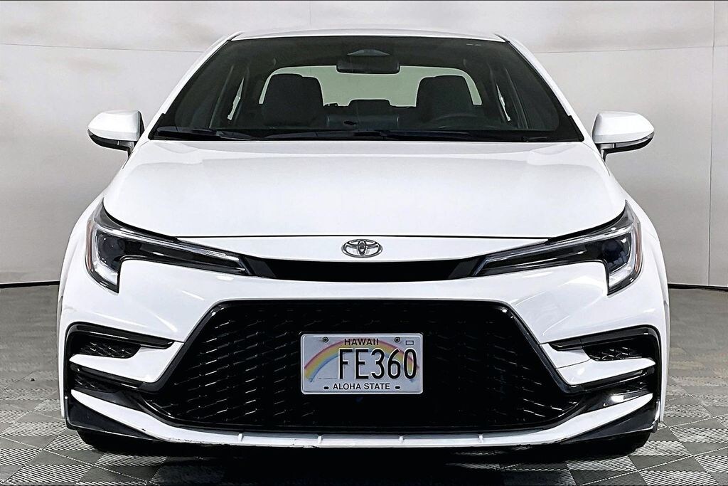 Used 2025 Toyota Corolla SE Sedan