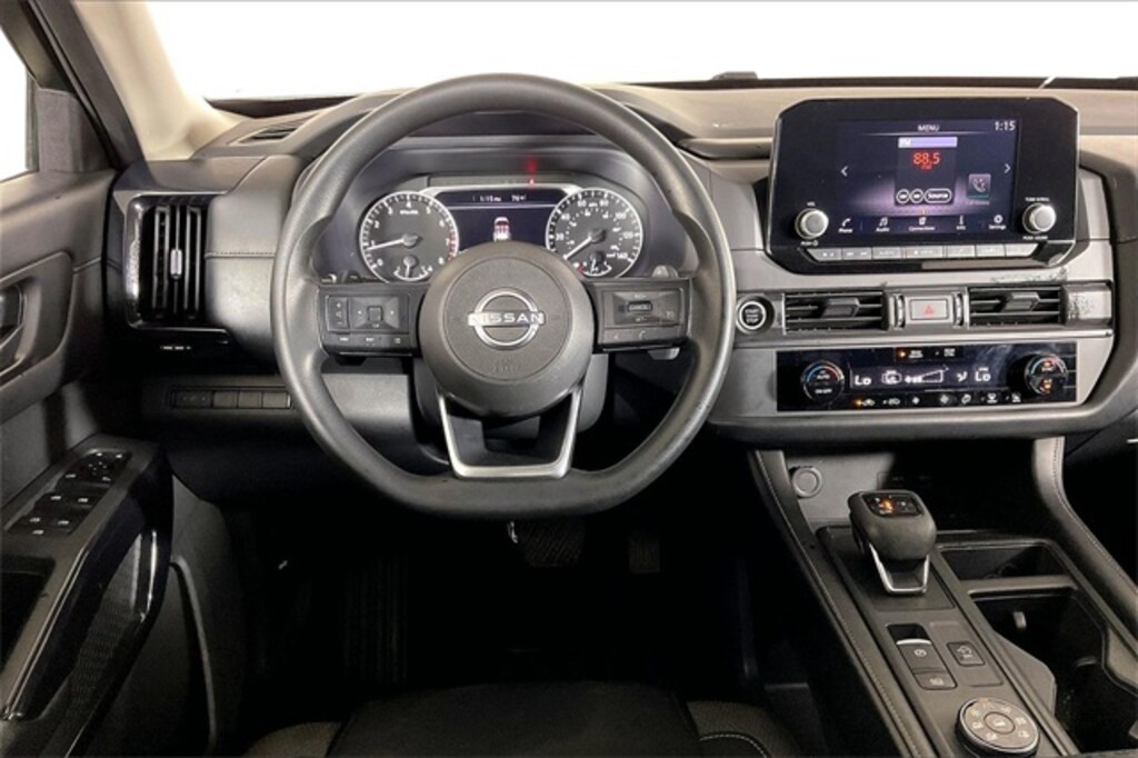 Used 2023 Nissan Pathfinder S SUV