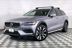2026 Volvo V60 Cross Country B5 Ultra AWD Wagon