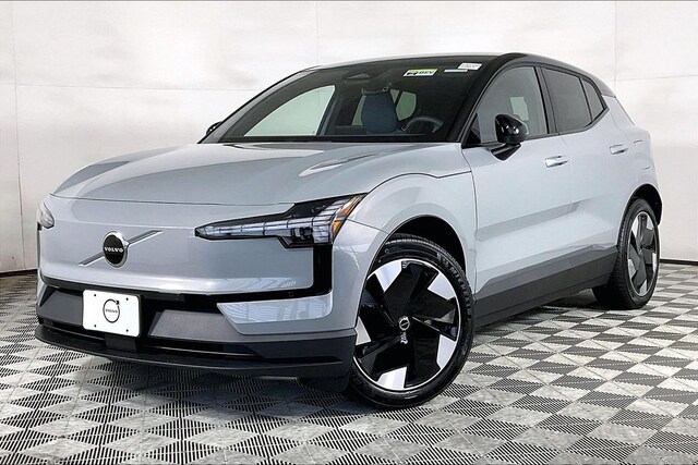 2026 Volvo EX30 Twin Motor Plus AWD SUV