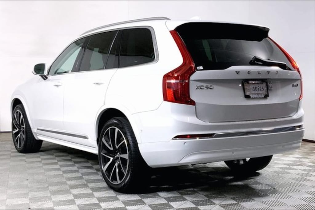 Used 2024 Volvo XC90 Recharge Plug-In Hybrid T8 Plus Bright Theme 7 Passenger SUV