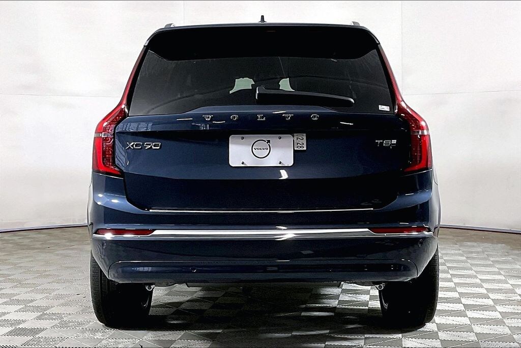 New 2026 Volvo XC90 plug-in hybrid T8 Plus 7-Seater SUV