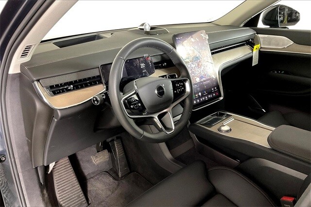 2025 Volvo EX90 Twin Motor Performance Ultra photo 3