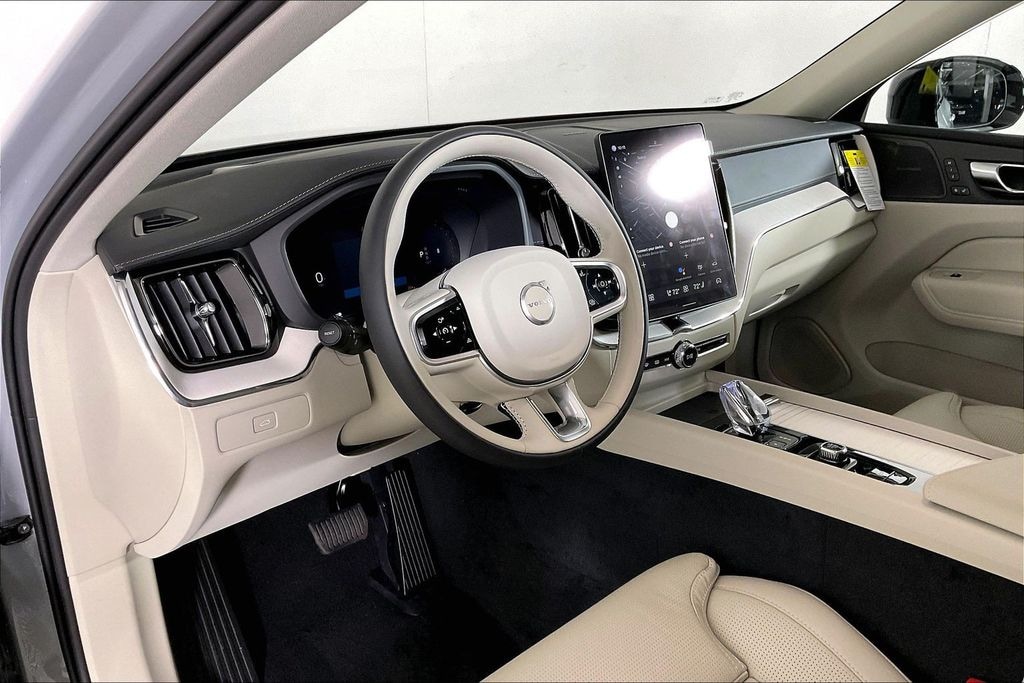 Used 2026 Volvo XC60 B5 Ultra SUV