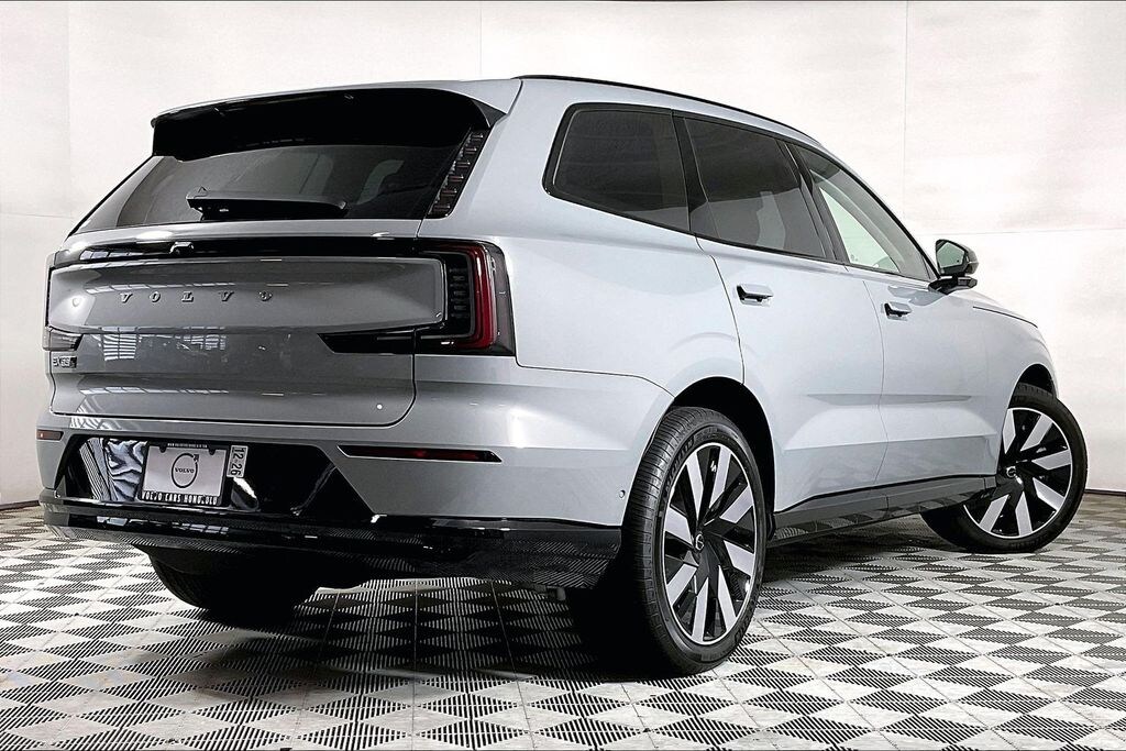 Used 2025 Volvo EX90 Twin Motor Ultra 7-Seater SUV