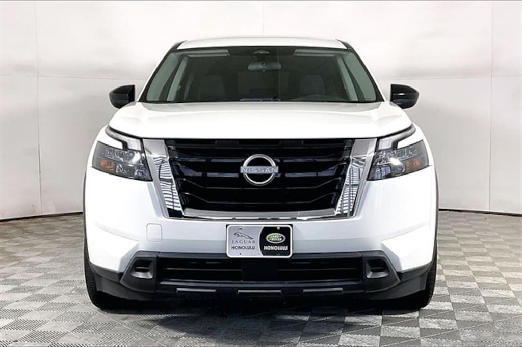 Used 2023 Nissan Pathfinder S SUV