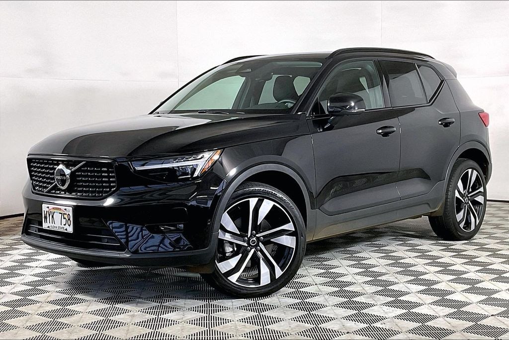 Certified 2024 Volvo XC40 Ultimate SUV