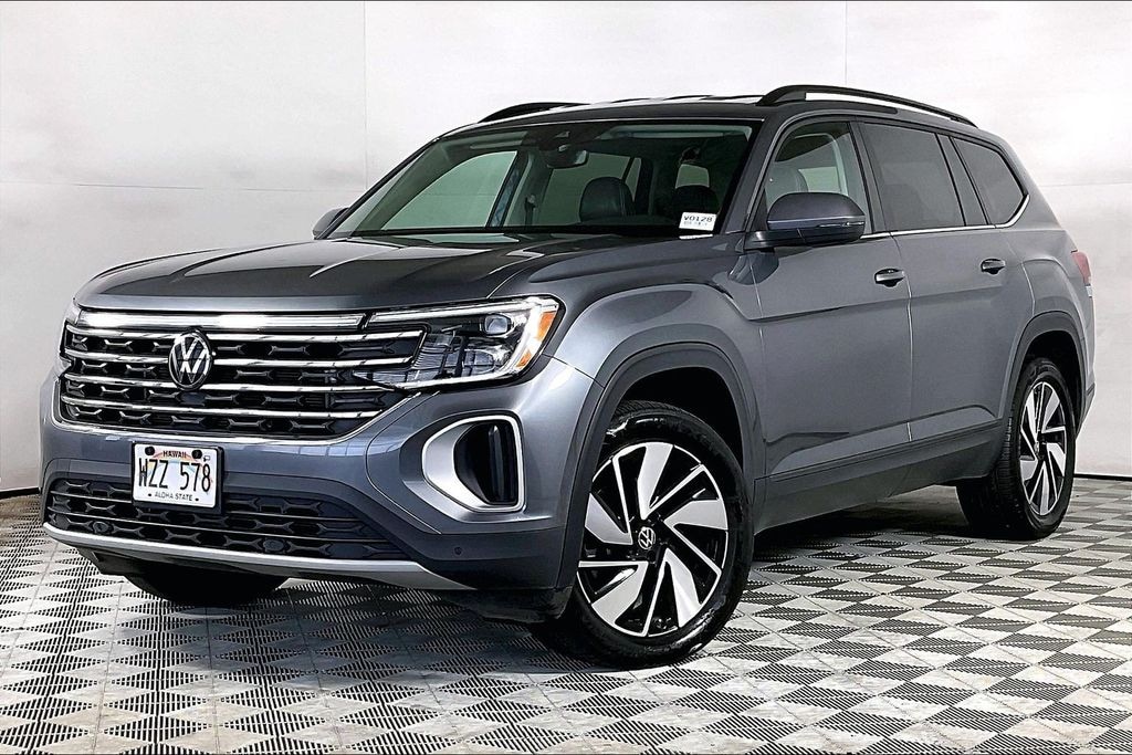 Used 2024 Volkswagen Atlas 2.0T SE w/Technology SUV
