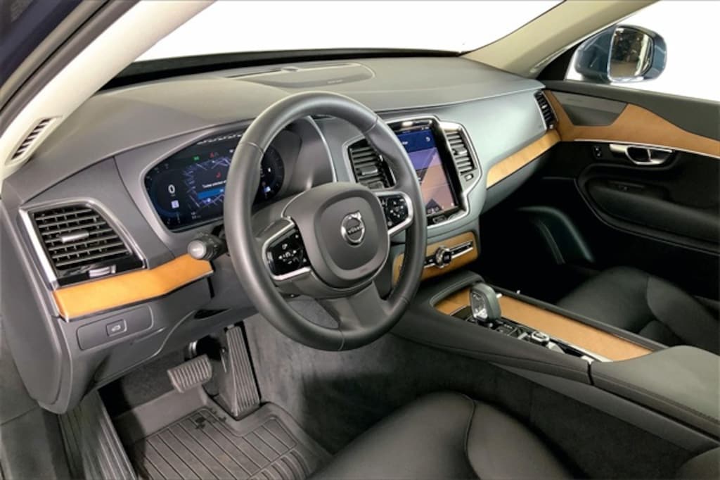 Used 2023 Volvo XC90 B6 Plus 7-Seater SUV