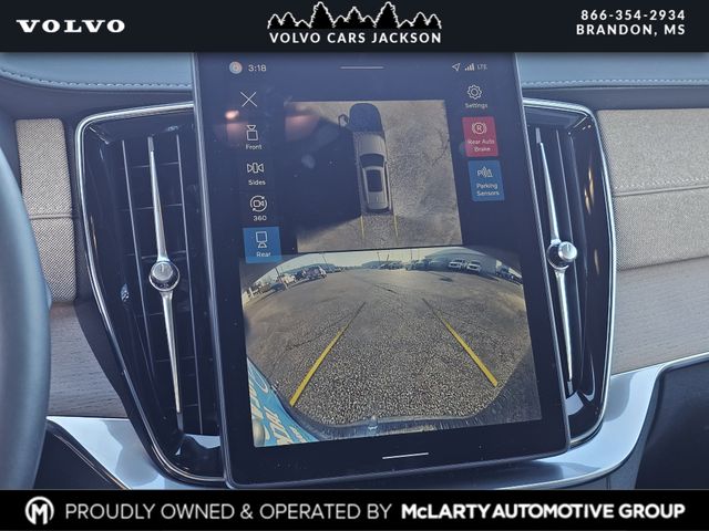 2026 Volvo XC90 Plus - Photo 8