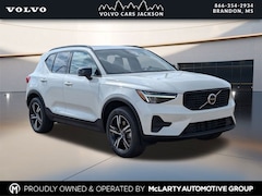 2026 Volvo XC40 B5 Core AWD SUV