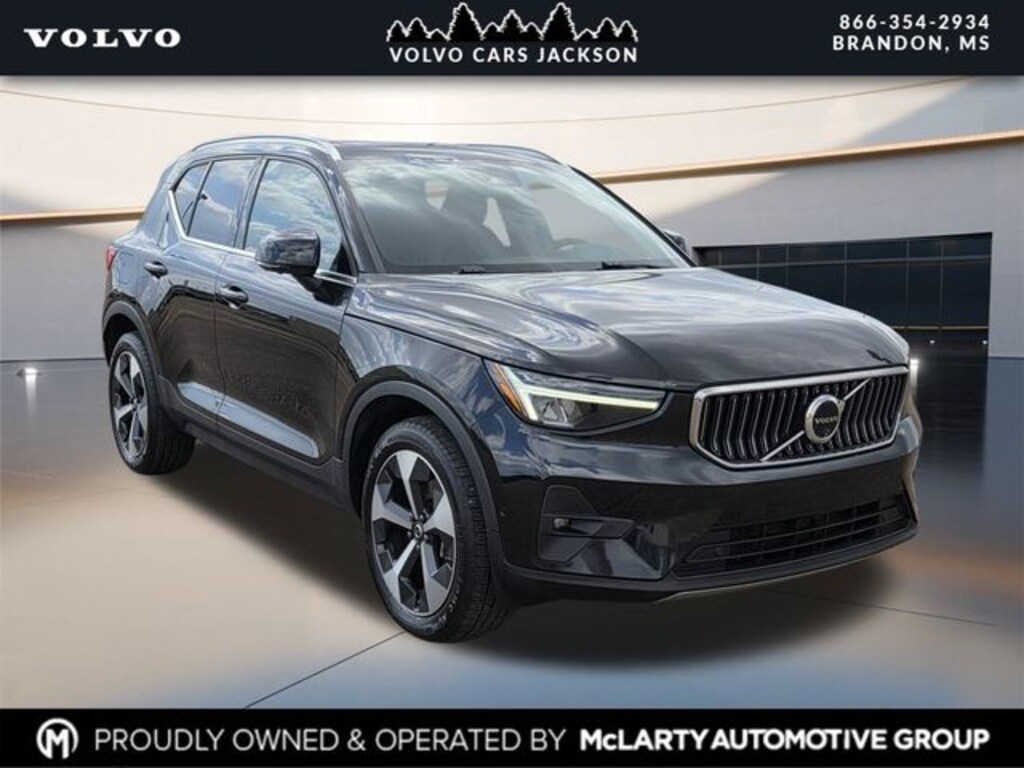 Used 2024 Volvo XC40 B5 Plus Bright SUV