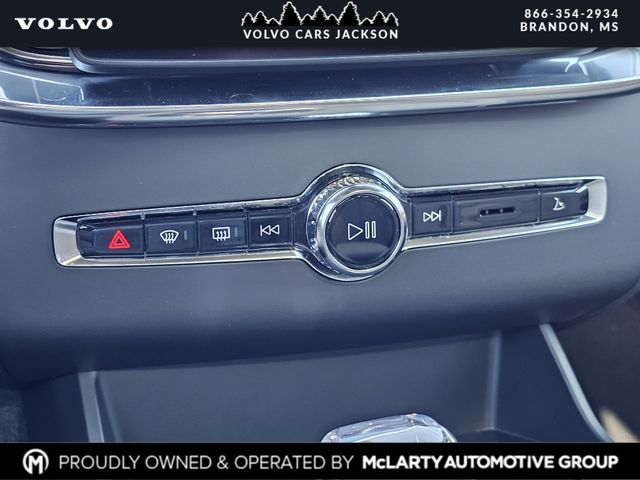 2026 Volvo XC90 Plus - Photo 22
