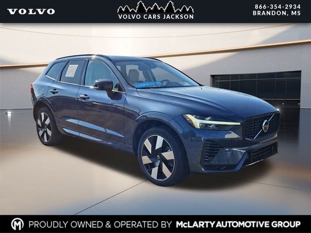 2025 Volvo XC60 plug-in hybrid T8 Plus SUV