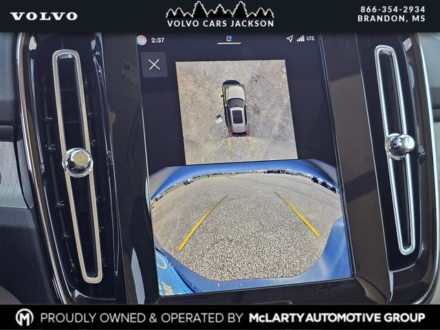 2026 Volvo XC40 Plus - Photo 11