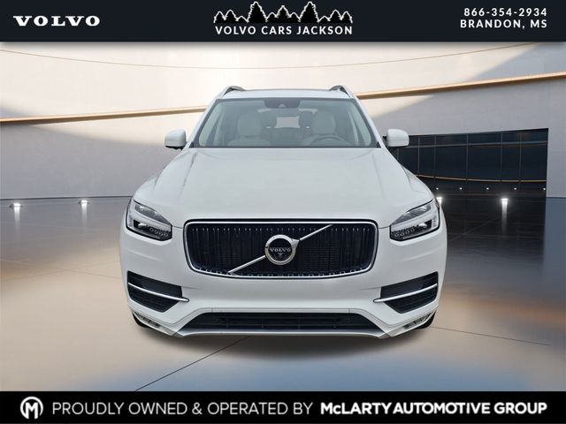 2018 Volvo XC90 T6 AWD Momentum photo 2
