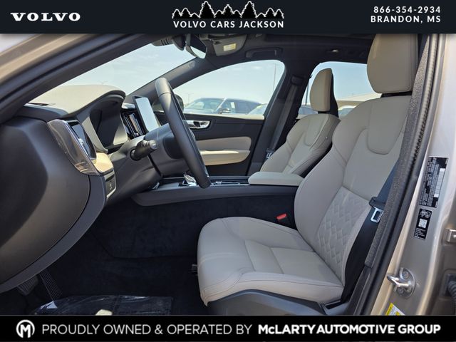 2026 Volvo XC60 Plus - Photo 10
