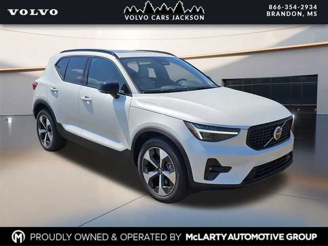 2026 Volvo XC40