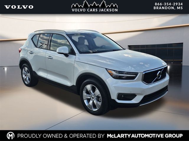 2022 Volvo XC40