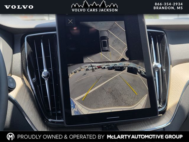 2026 Volvo XC60 Plus - Photo 8