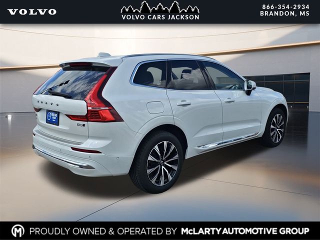 2023 Volvo XC60 B5 Plus photo 4