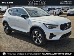 2026 Volvo XC40 B4 Plus FWD SUV