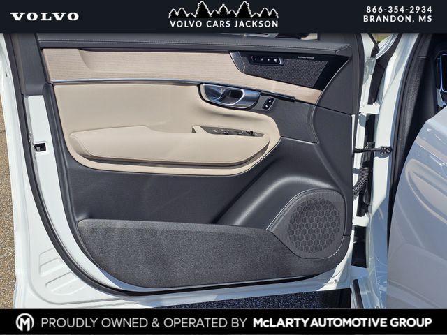 2026 Volvo XC90 Plus - Photo 15