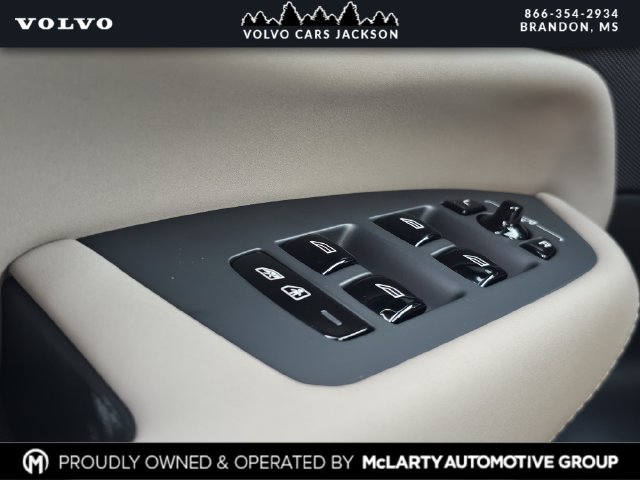 2026 Volvo XC90 Ultra - Photo 16