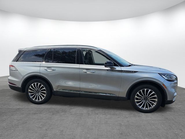 2023 Lincoln Aviator Reserve photo 3