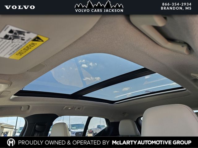 2026 Volvo XC40 Plus - Photo 20