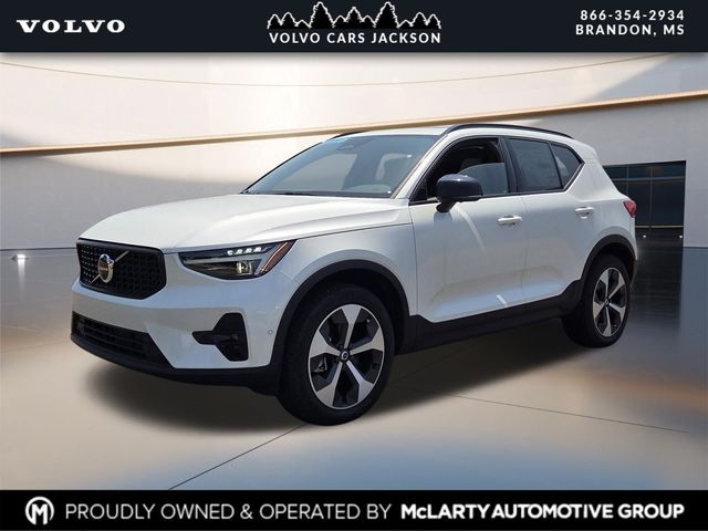 2026 Volvo XC40 Plus - Photo 7