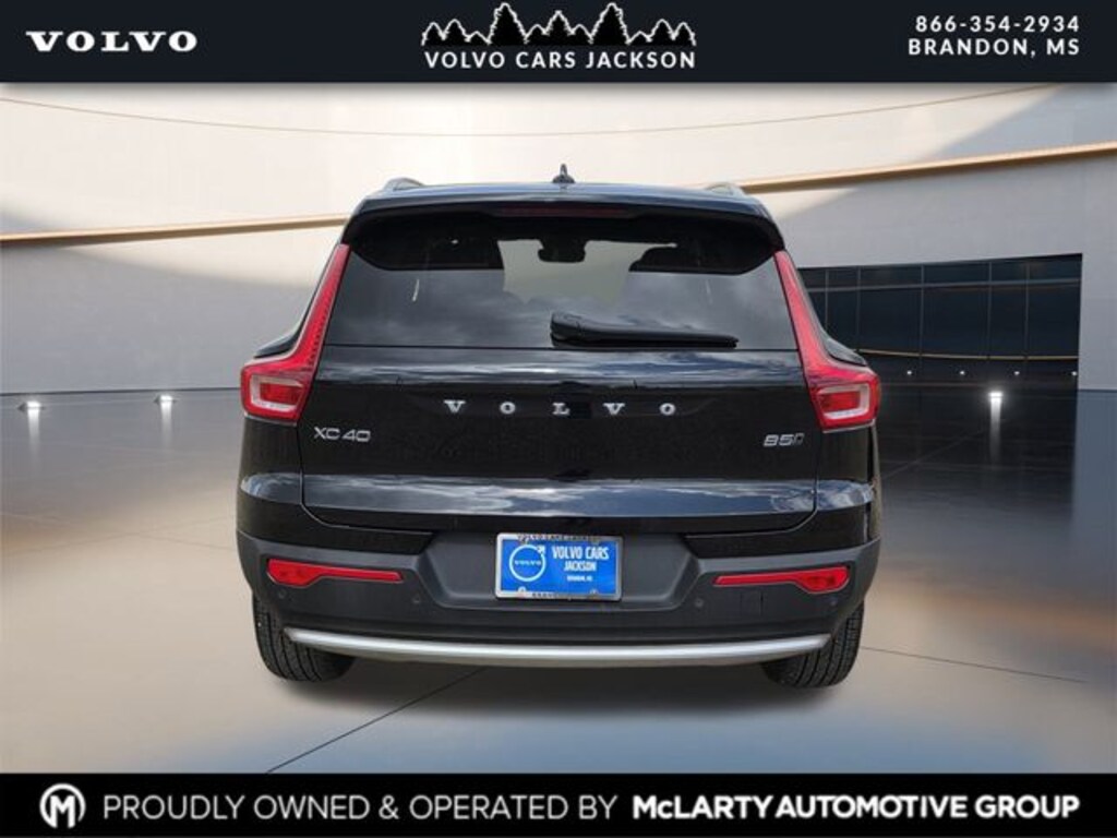 Used 2024 Volvo XC40 B5 Plus Bright SUV