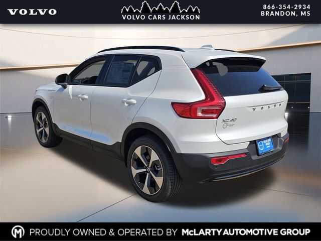 2026 Volvo XC40 Plus - Photo 6
