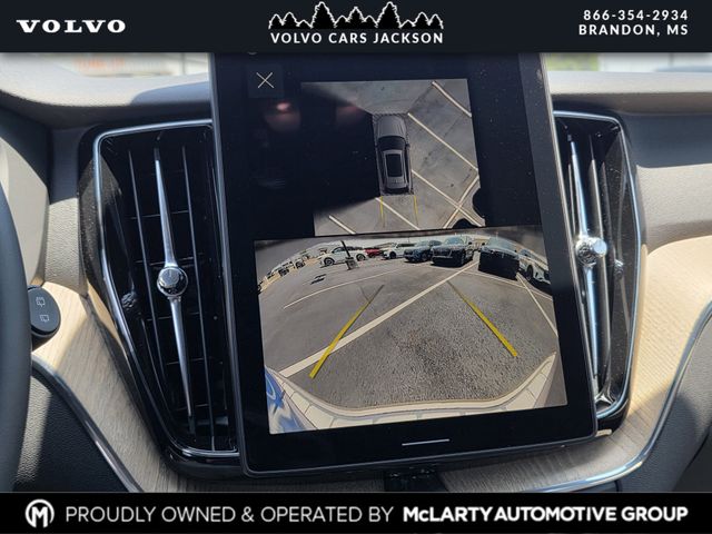 2026 Volvo XC60 Plus - Photo 8