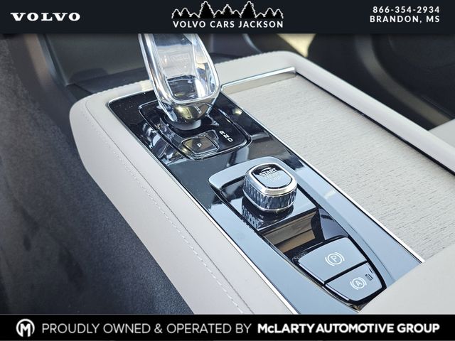 2026 Volvo XC90 Core - Photo 23