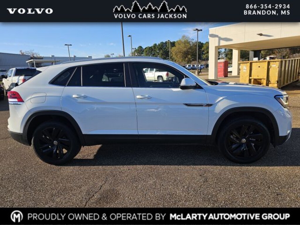 Used 2022 Volkswagen Atlas Cross Sport 2.0T SE w/Technology SUV