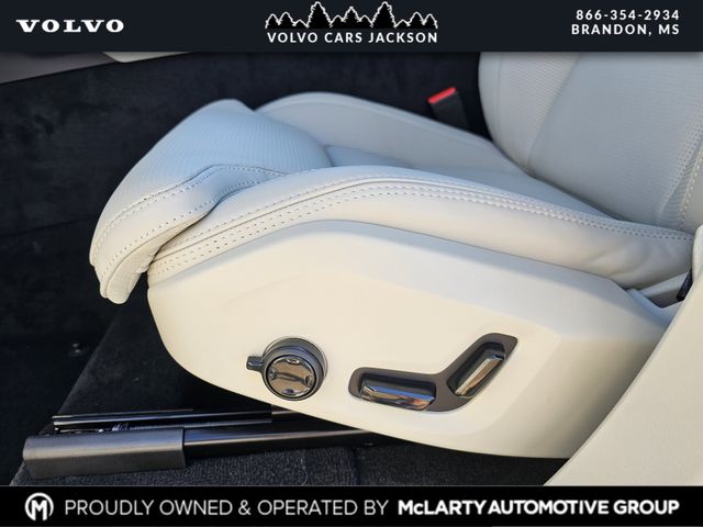 2026 Volvo XC90 Ultra - Photo 14